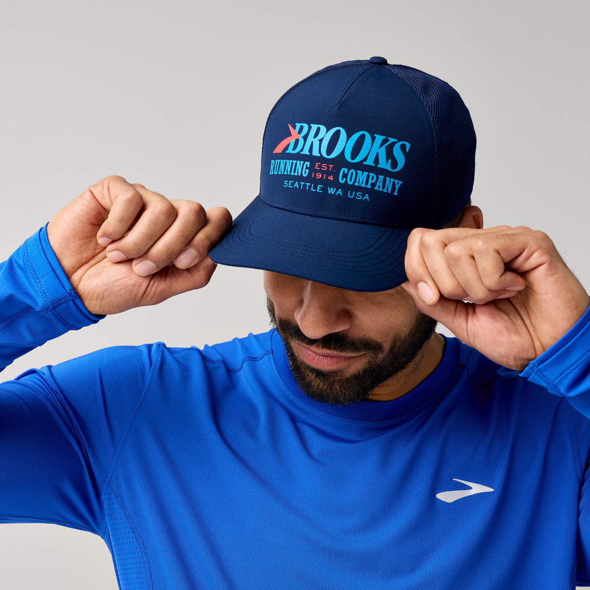 Brooks Surge Trucker Hat