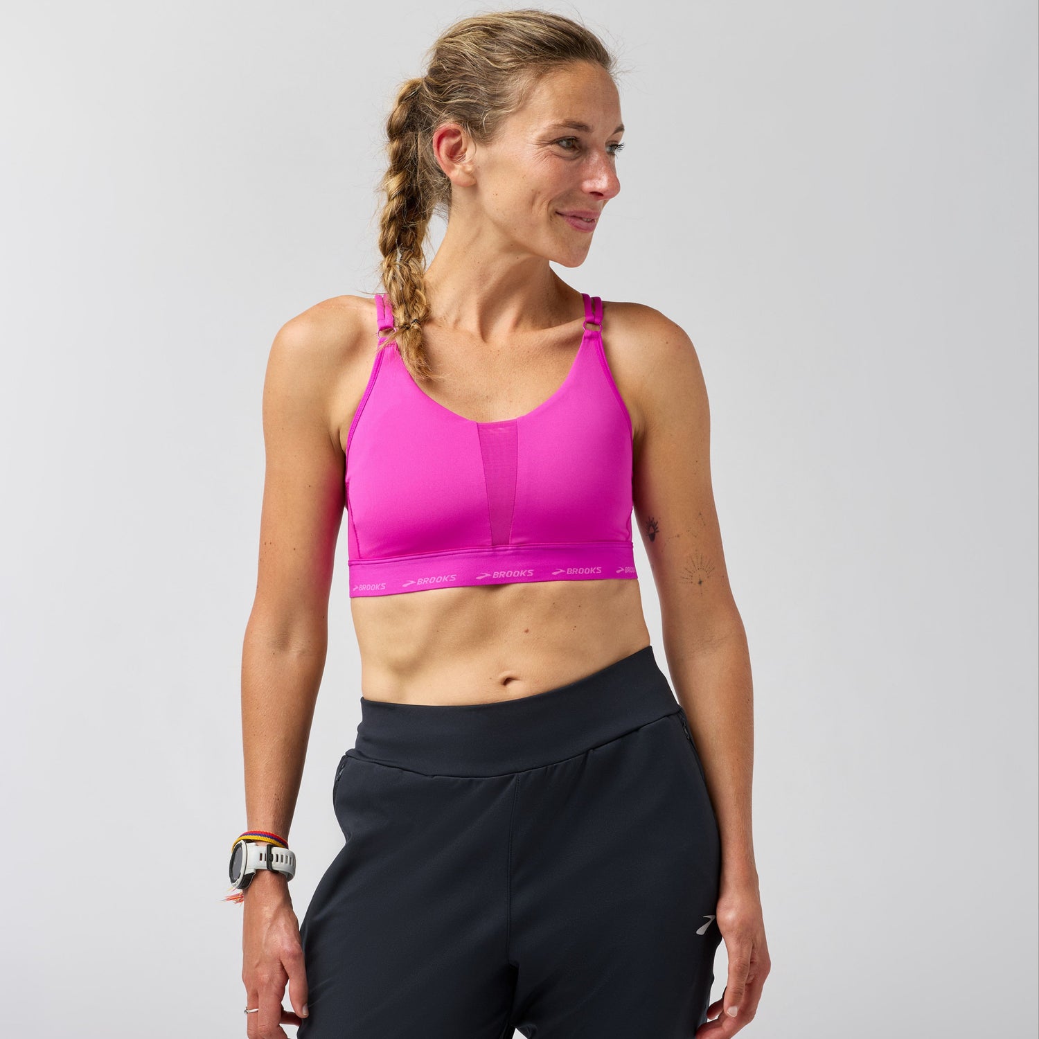Brooks Plunge 3.0 Sports Bra with light or moderate compressive support for running and fitness