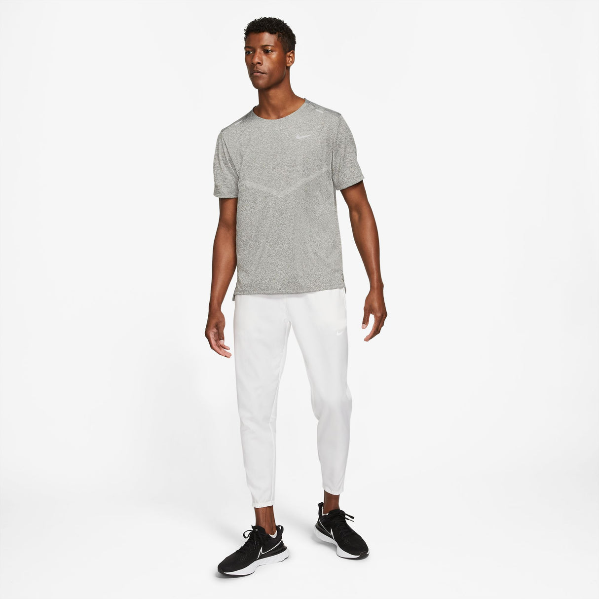 Nike Men's Rise 365 Dri-FIT Short-Sleeve Running Top