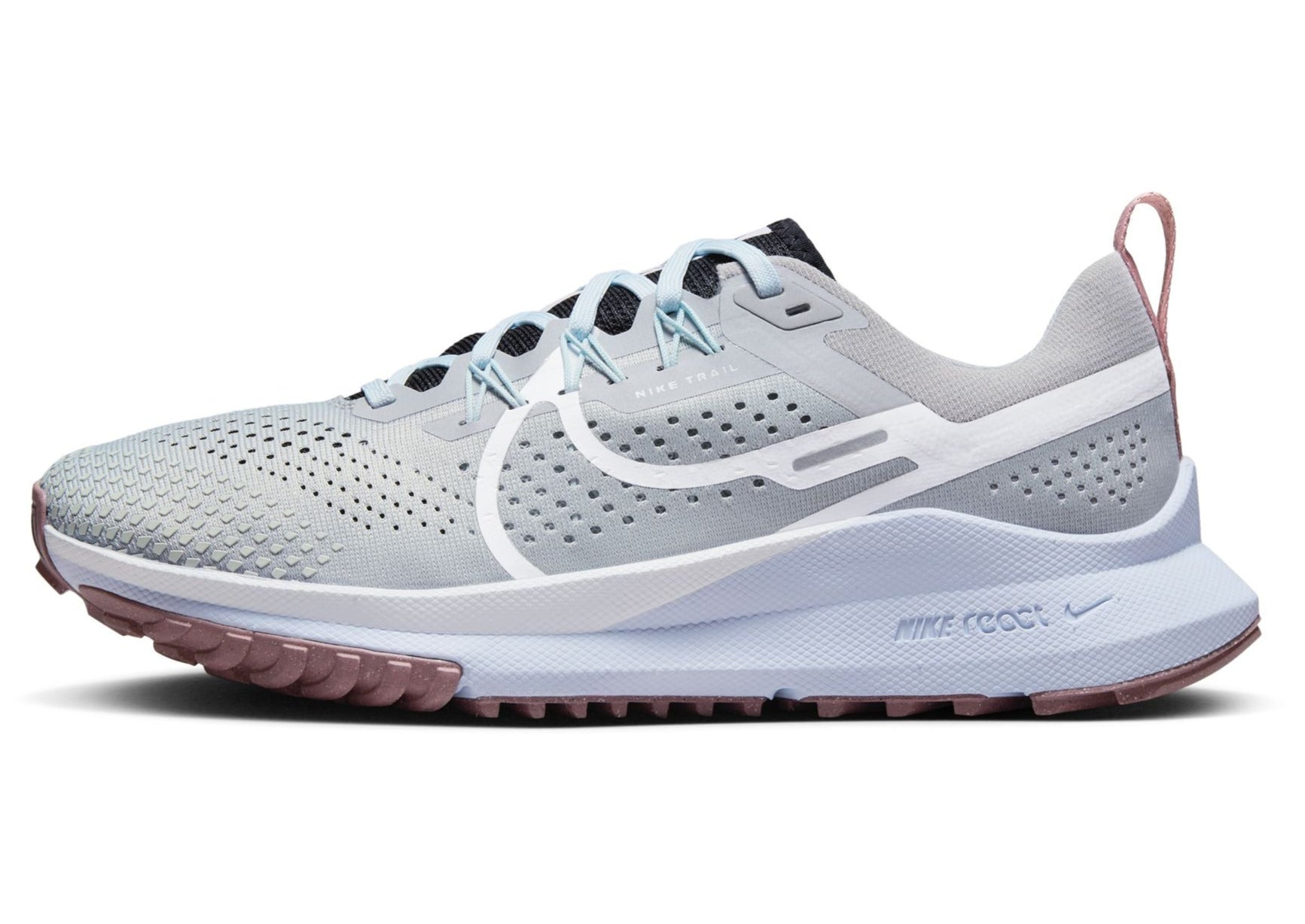 新品未使用 REACT PEGASUS TRAIL 4 GTX 25.5cm