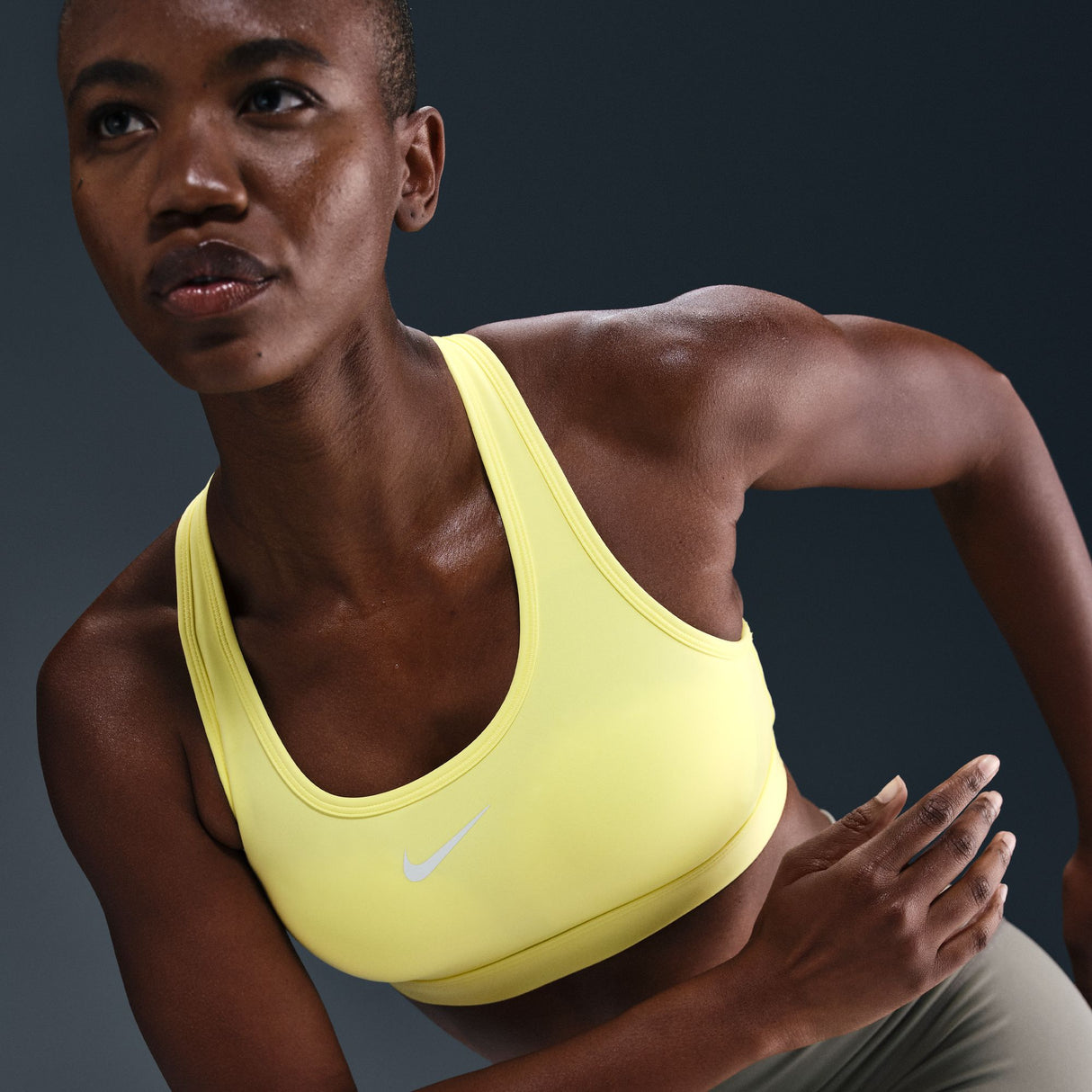 Nike Women's Swoosh Medium Support Padded Sports Bra
