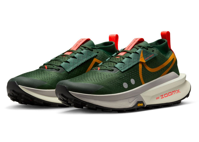Nike Men's Zegama Trail 2 off road running and walking shoe