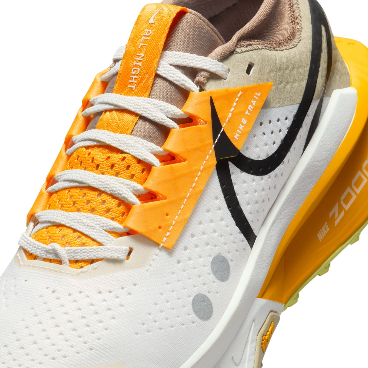 Nike Women's Zegama Trail 2