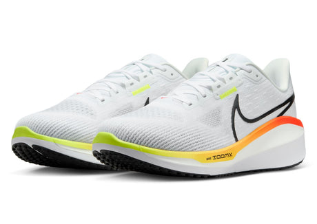 Nike Men's Vomero 17 plush neutral road running shoe