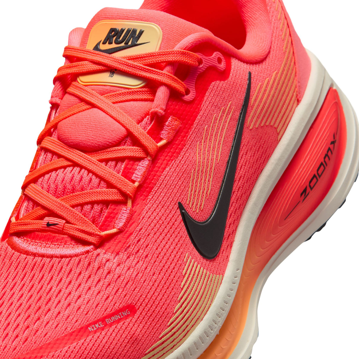 Nike Women's Vomero 18