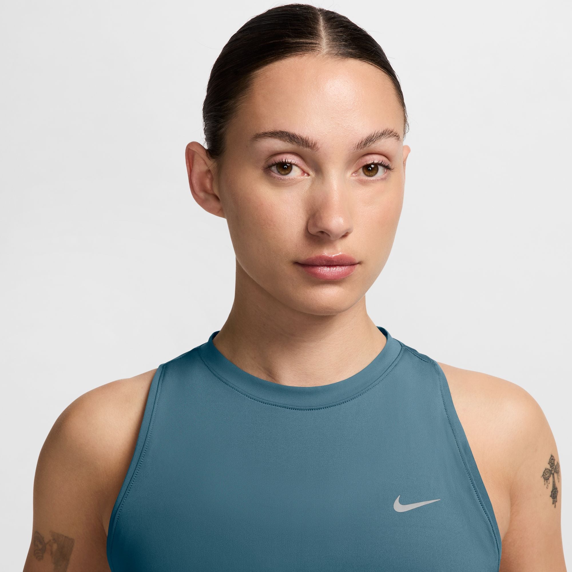 teal nike tank top