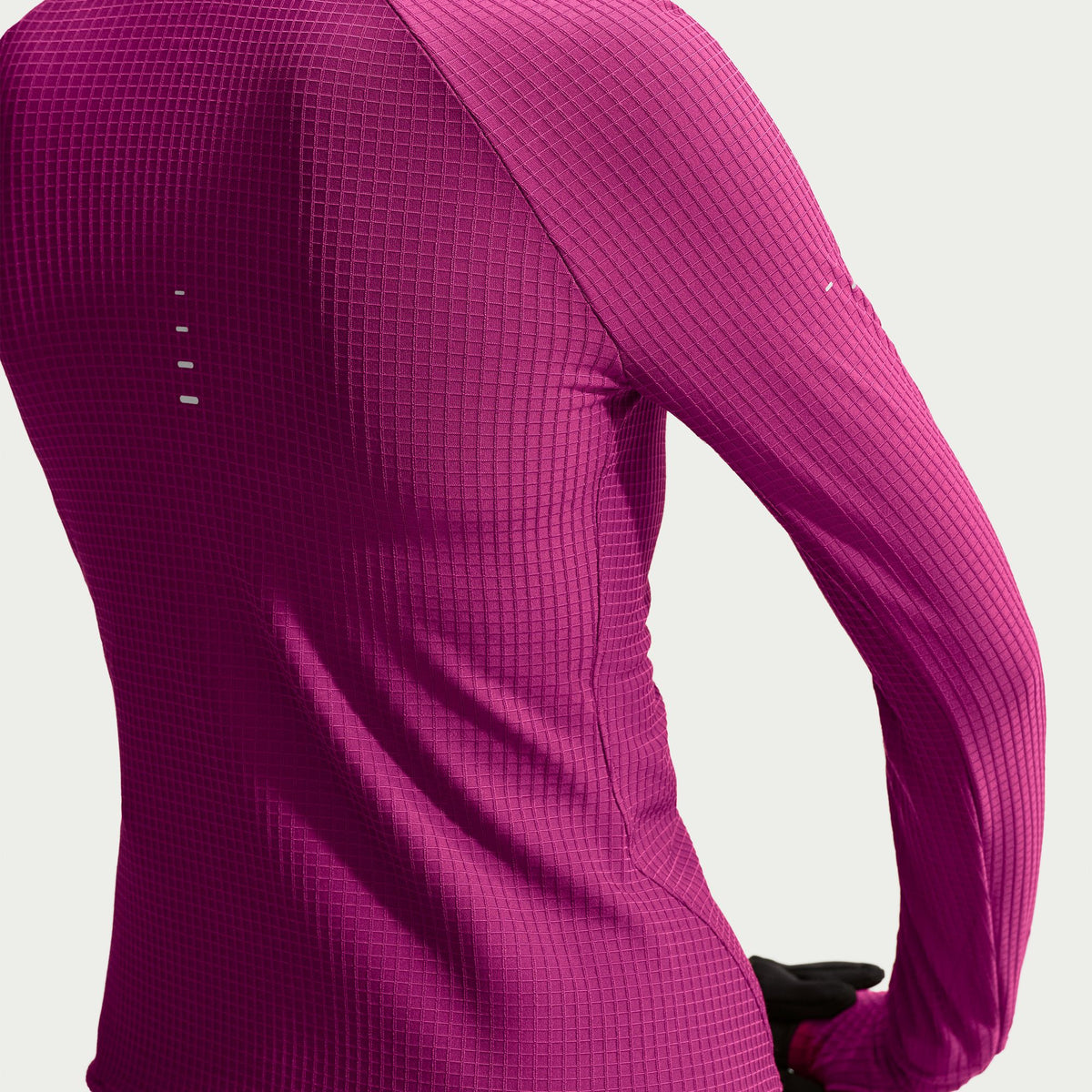 Nike Women's Therma-FIT Long-Sleeve Hooded Running Top