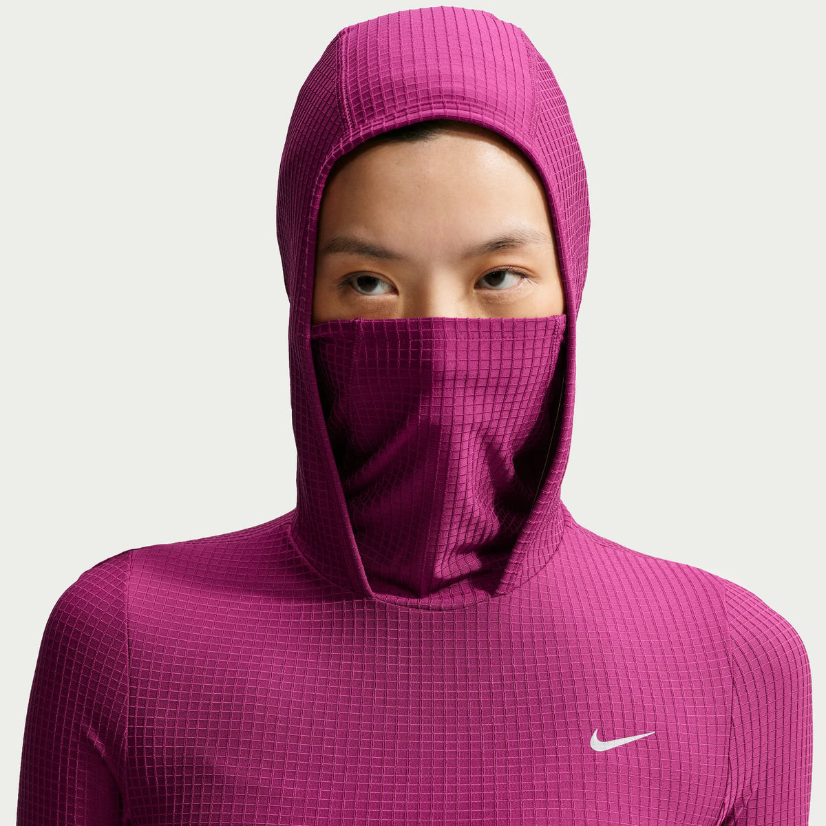 Nike Women's Therma-FIT Long-Sleeve Hooded Running Top