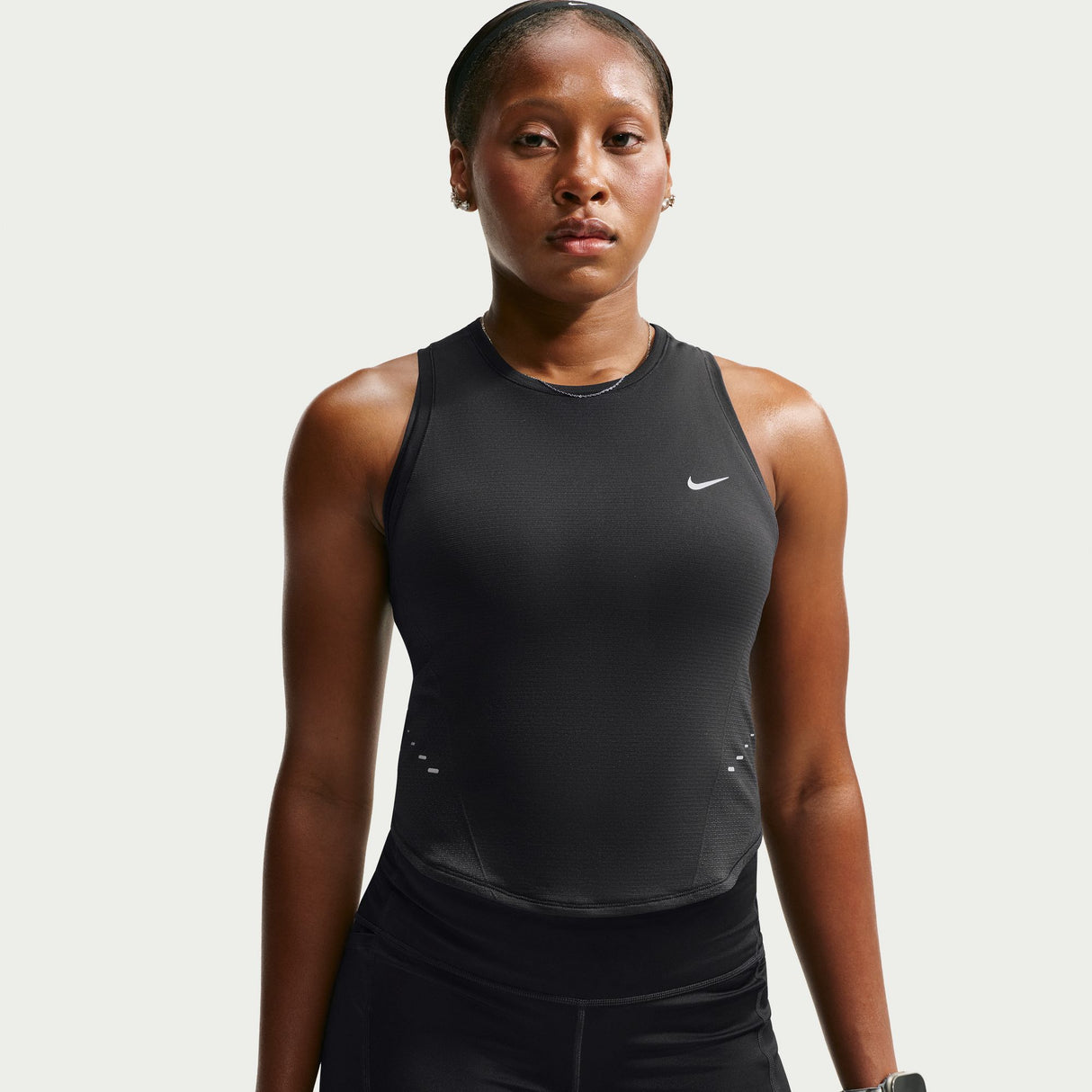 Nike Women's Swift Dri-FIT Seamless Cropped Running Tank Top