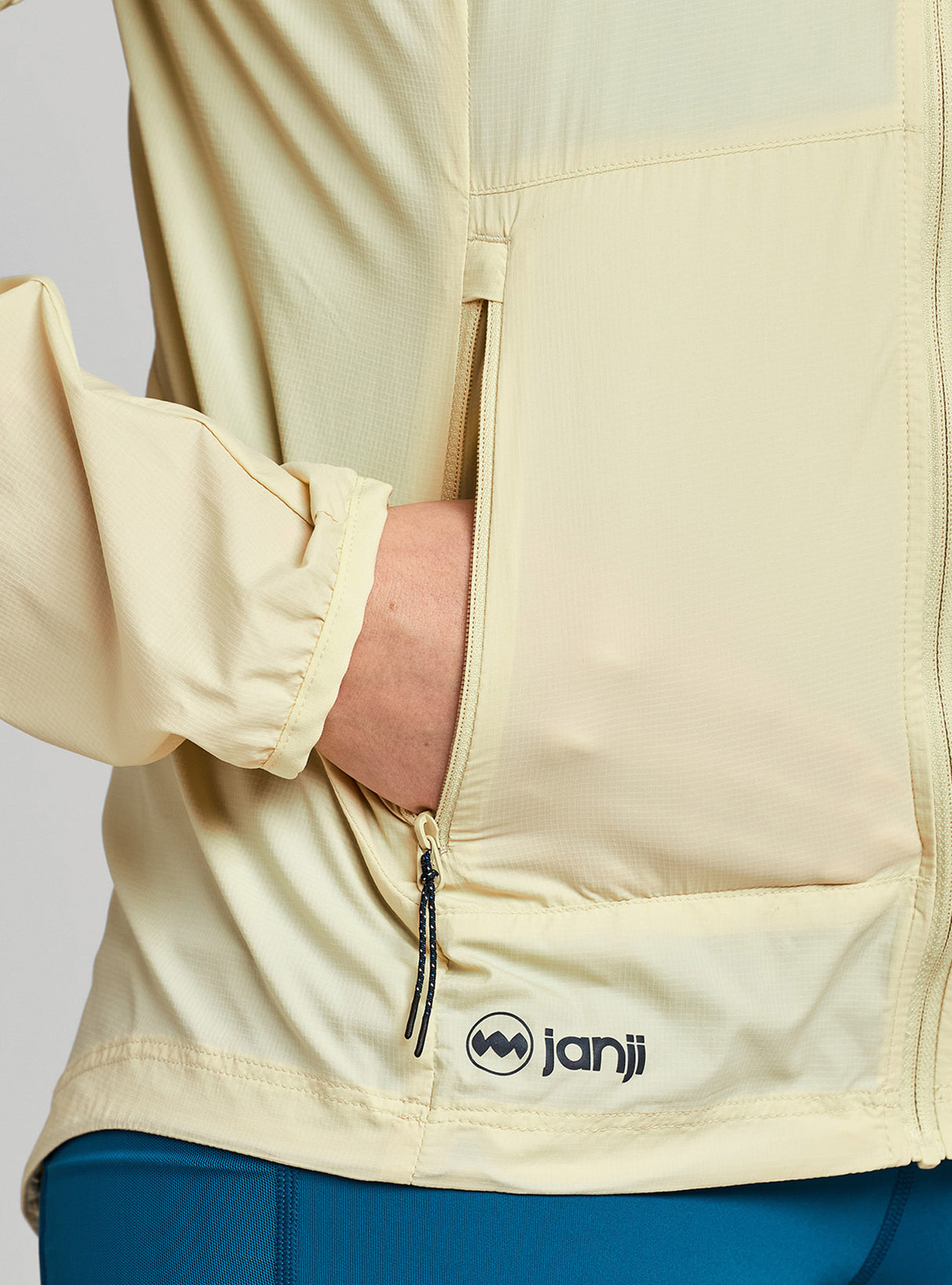Janji Women's Zephyrunner Wind Shell