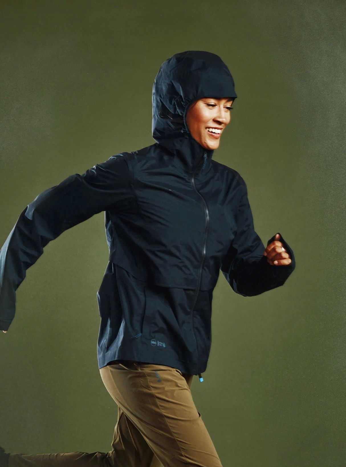 Janji Women's Rainrunner Pack Jacket