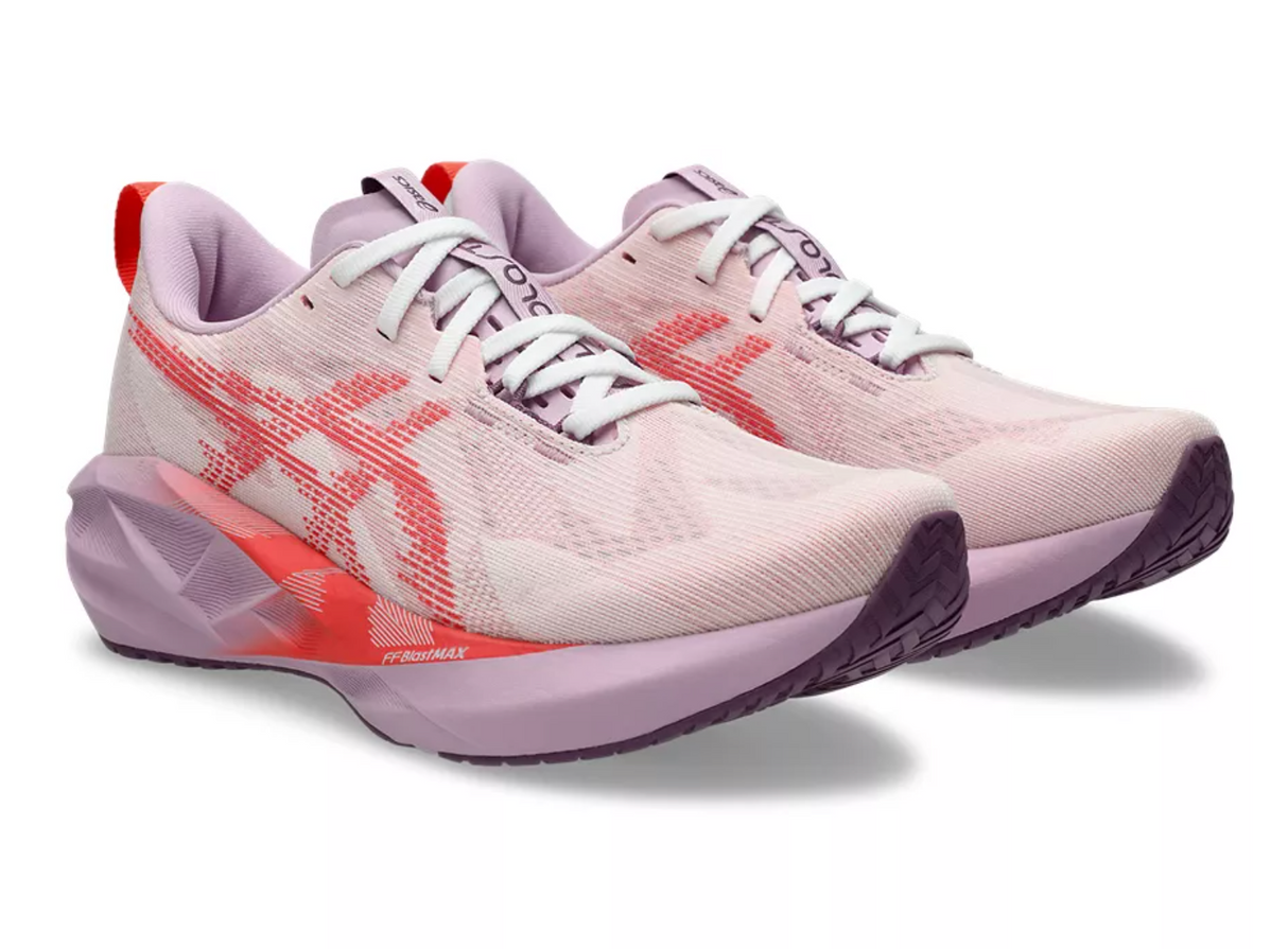 ASICS Women's Novablast 5