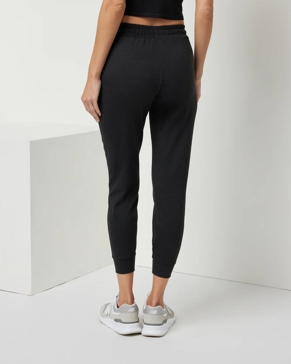 Vuori Women's Performance Jogger