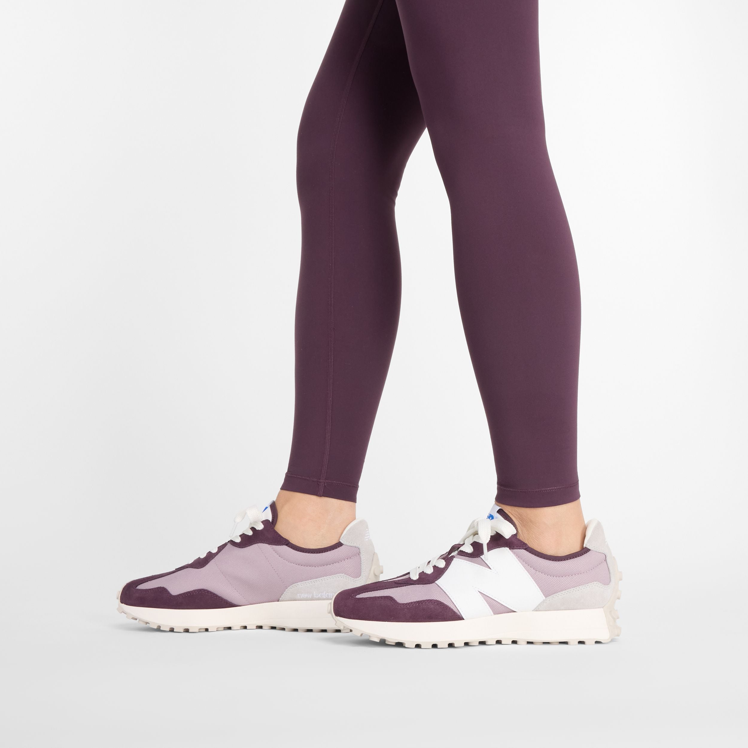 New Balance Women s NB Sleek Pocket High Rise Legging 27 Plum Brown SM