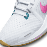 Nike Women's Air Zoom Vomero 16