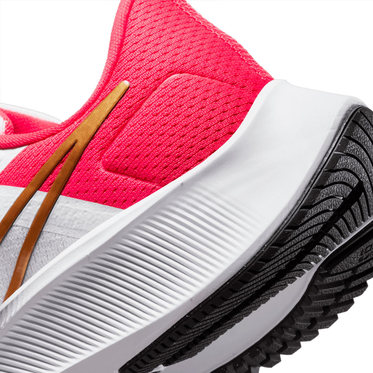Nike Women's Air Zoom Pegasus 38